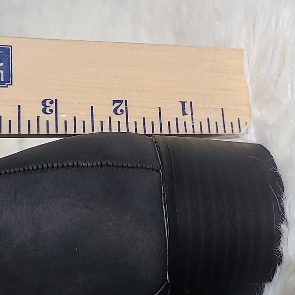 WONDERLY Black Ankle Boots with Buckle 1.4" Heel - Size 8.5M - Picture 9 of 14